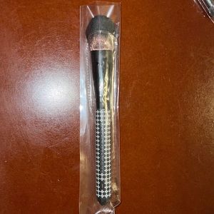 Love Craft Beauty makeup brush